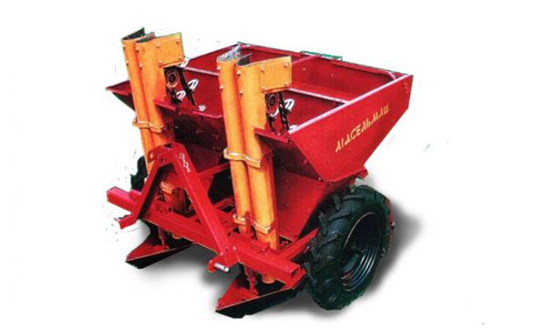 Картофелесажалка Л-201