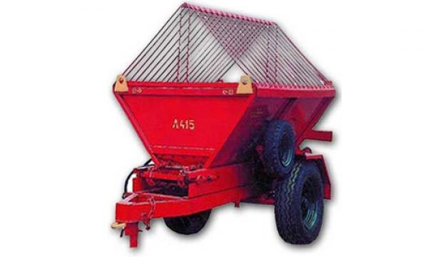 Прицеп-разбрасыватель Л-415