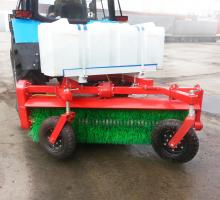 Щетка с поливом МК-01.32